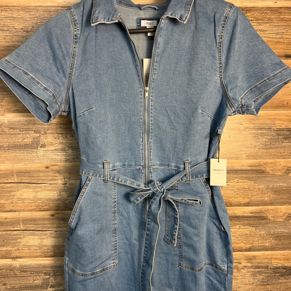 Forever 21 Premium 1 Piece Denim Jumpsuit NWT - Picture 2 of 3